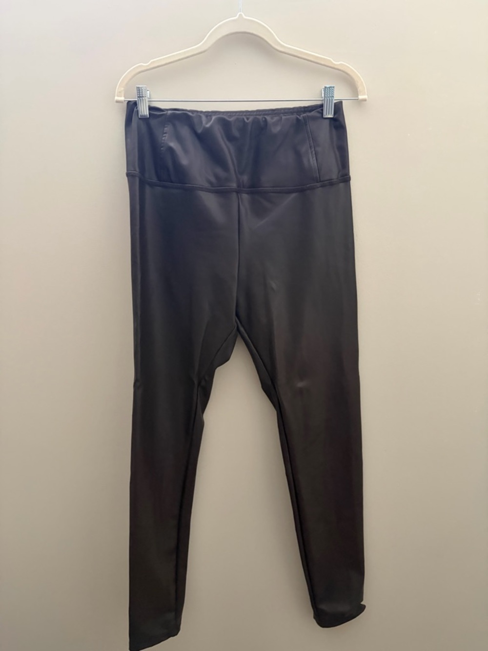Design Lab Lord & Taylor Black Faux Leather Leggings